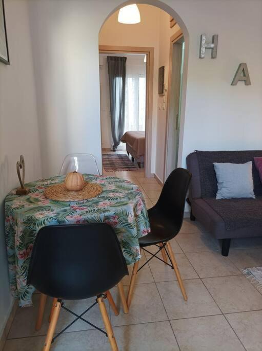 Comfy Cozy Iksia Apartment Ixia  Ngoại thất bức ảnh
